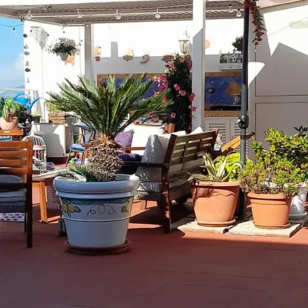 Terrazza Miracapri Pouzzoles
