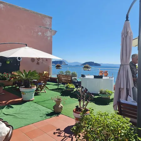 Terrazza Miracapri Pouzzoles